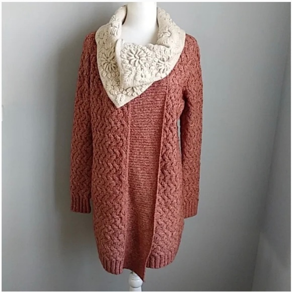 Anthropologie Sweaters - KNITTED KNOTTED ANTHROPOLOGIE LILITZ SHAWL CARDIGAN DUSTY ROSE CREAM MEDIUM